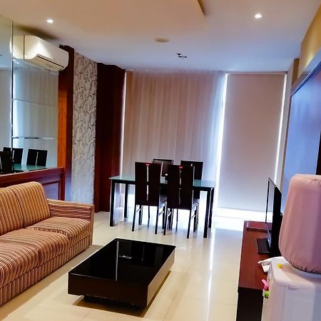 Royal Suite Condotel Medan Esterno foto
