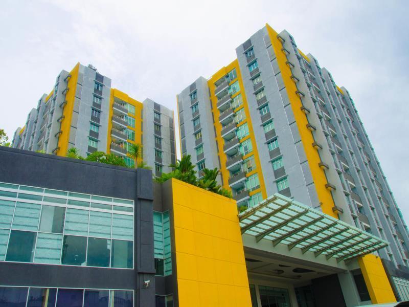 Royal Suite Condotel Medan Esterno foto